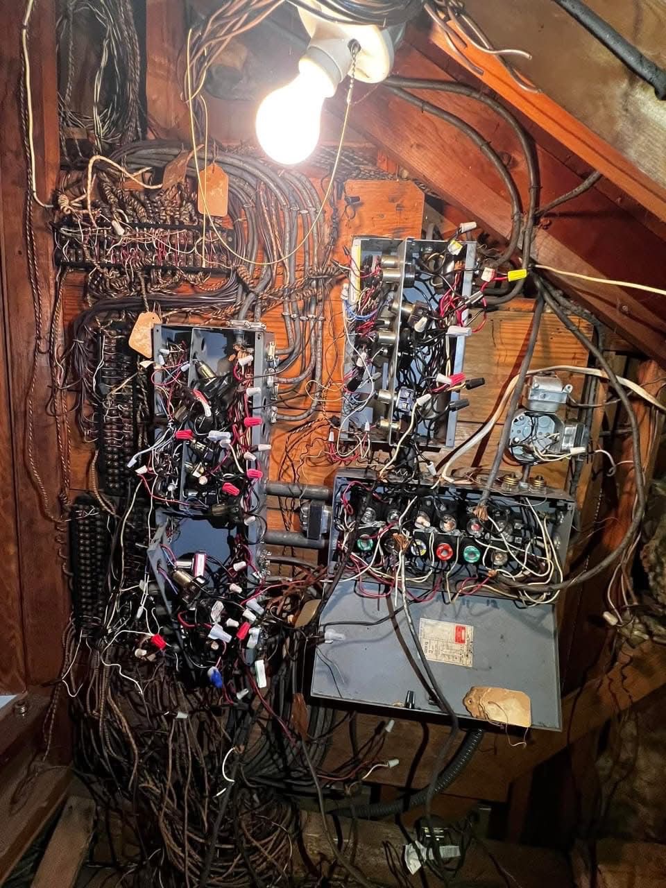 Electrical fault repair — Reis Electric