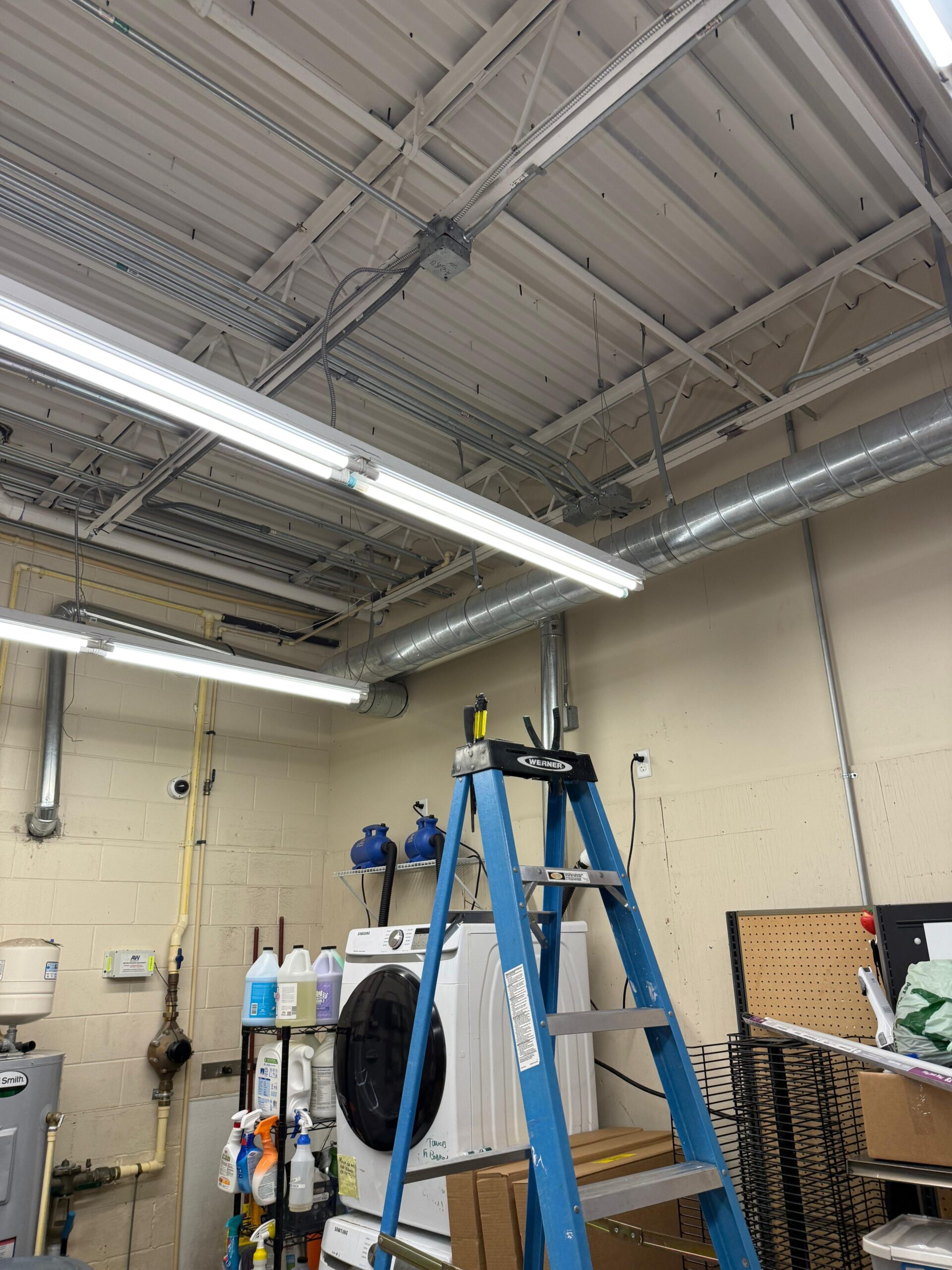 Commercial lighting — Reis Electric